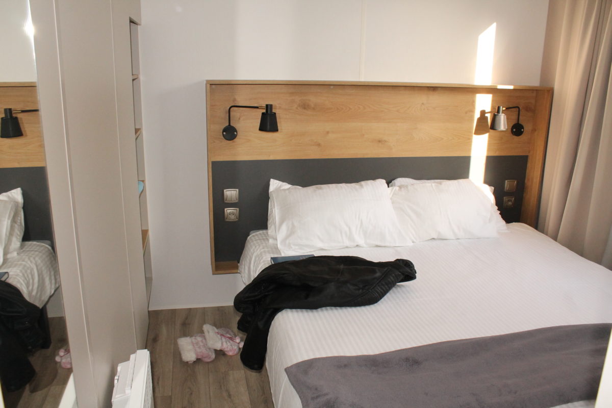 Pinewood Double bedroom 1